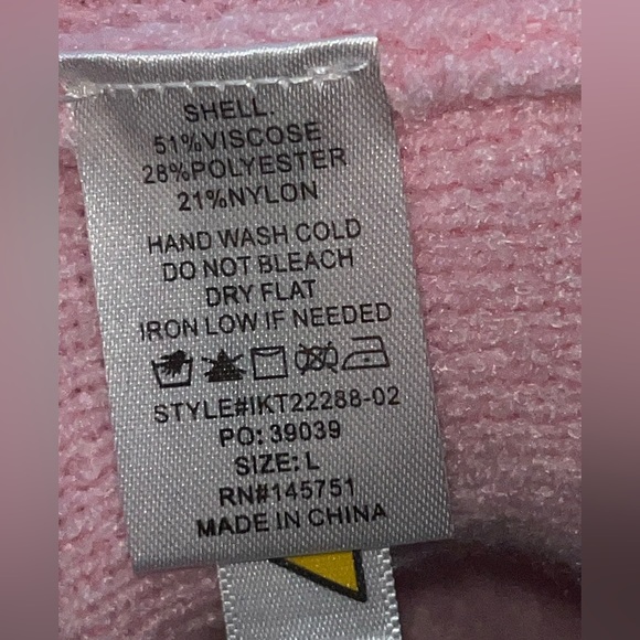 Peach love, one sleeve shoulder, pink sweater with fluff design size large - Picture 13 of 14